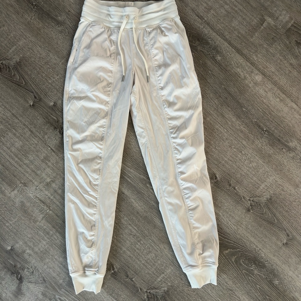 NWT Lululemon Dance Studio Mid-Rise Full Length Jogger